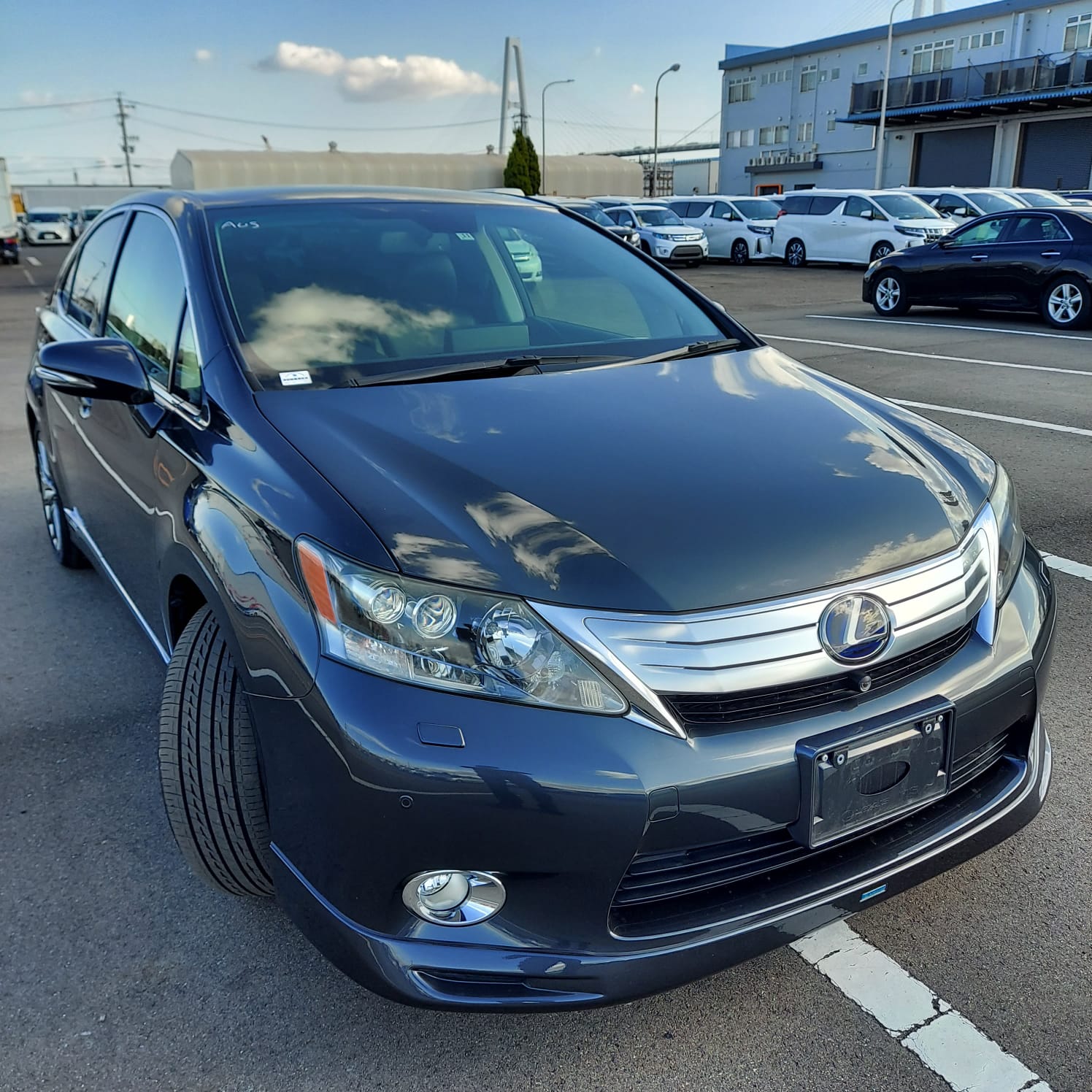 LEXUS HS with LX-MODE Aero - Jap Division